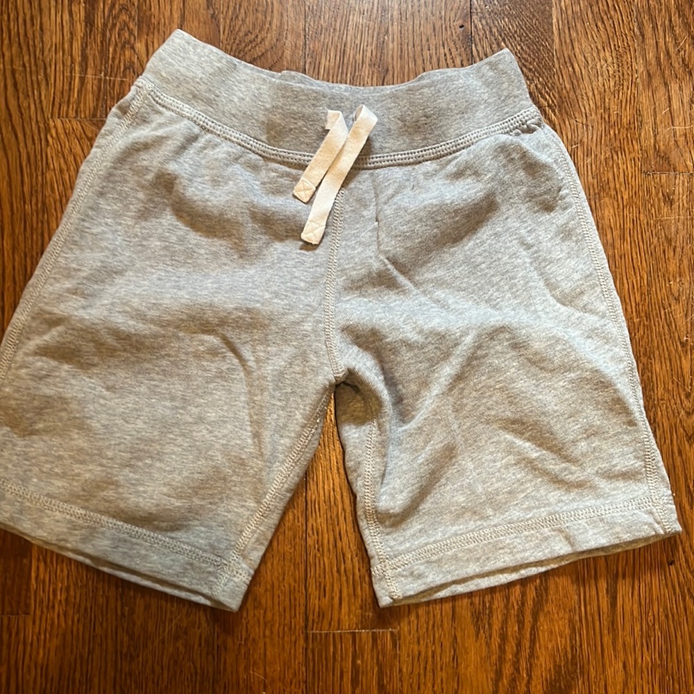 Hanna Andersson grey drawstring shorts